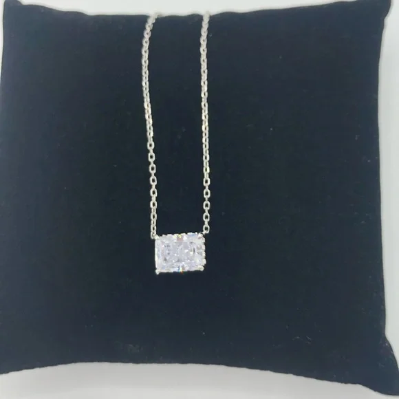 1.15ct Radiant Cut Necklace - Picture 12 of 17